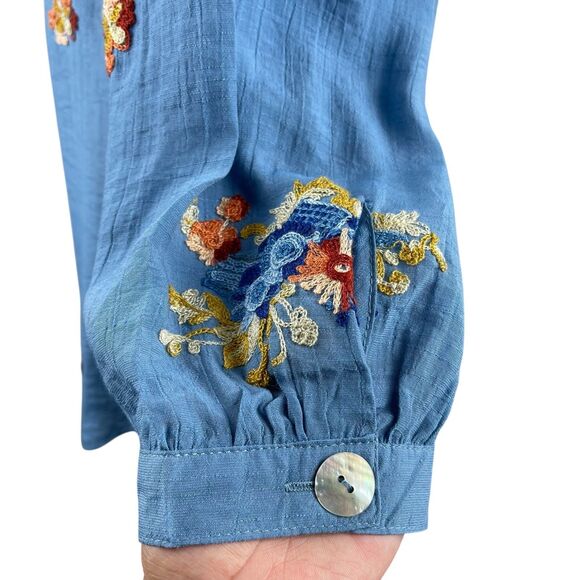 Fig & Flower Women's Top Medium Blue Floral 3/4 Sleeve Embroidered Button Front - Picture 7 of 11